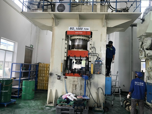 sua chua may dap thuy luc