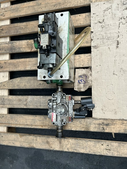 phuc hoi bom dau may dap