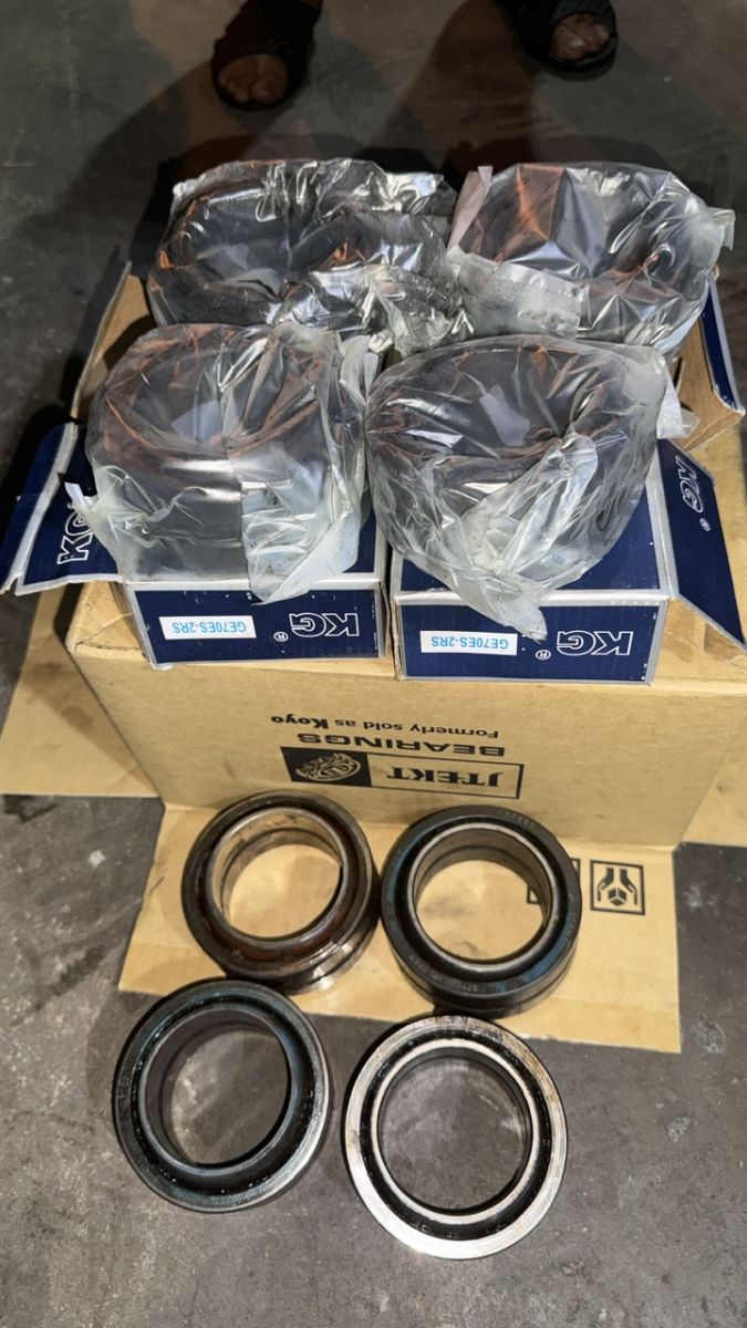 sửa chữa máy lái thủy lực tàu biển.jpg