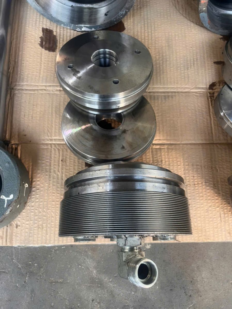 sửa chữa và hoán cải hệ thống máy lái tàu biển.jpg