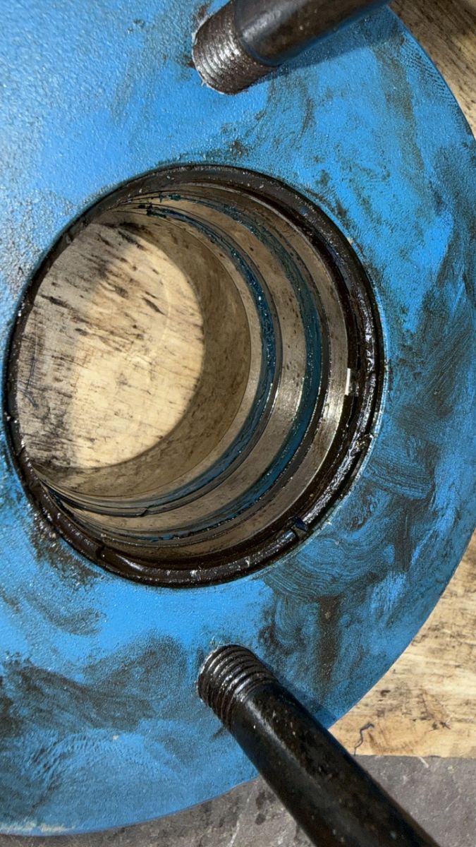 dịch vụ thiết kế lắp đặt máy lái tàu biển.jpg