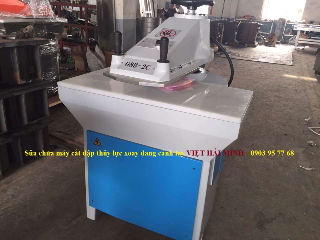 máy cắt dập thủy lực dạng xoay cánh tay