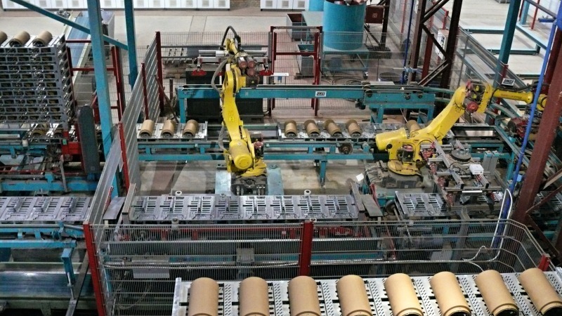 may-san-xuat-ngoi-be-tong-trang-men