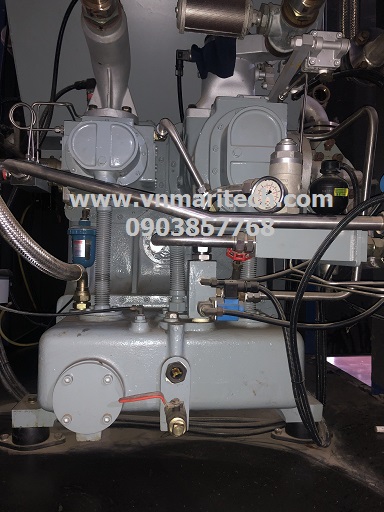 bao duong may nen khi truc vit free oil