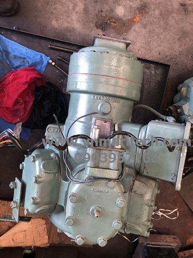 sua chua motor may nen chiller carrier
