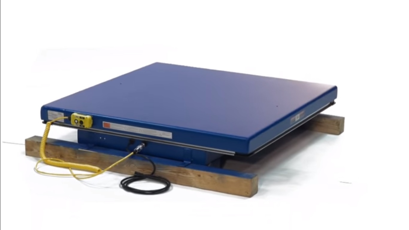 ban nang thuy luc co dinh xep gon