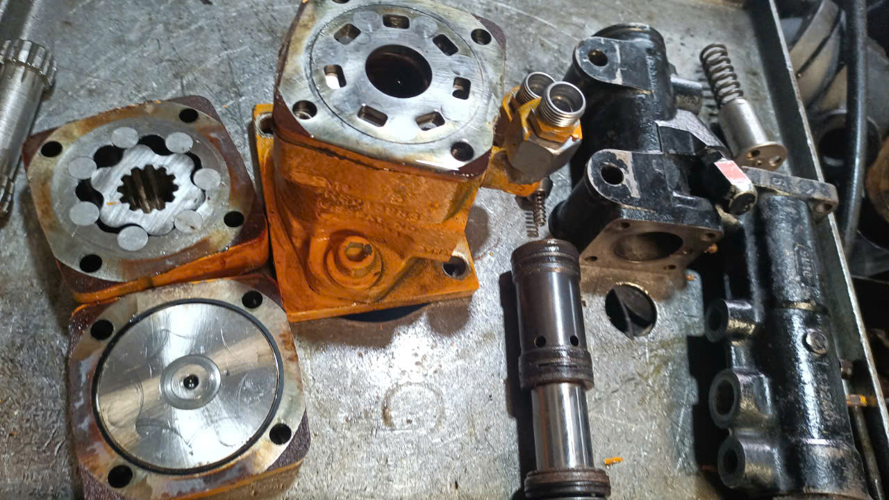 Báo giá bộ ruột bơm dầu thủy lực.jpg