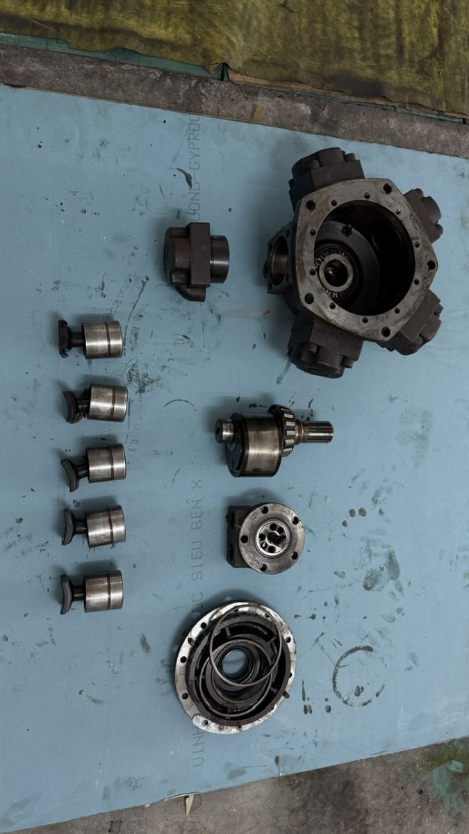 motor 5 sao bị r&ograve; rỉ dầu, k&ecirc;u to, giật, bị m&ograve;ng, kh&ocirc;ng quay, quay chậm.jpg