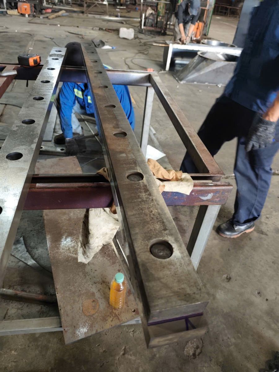 Phục hồi dao cắt t&ocirc;n thủy lực.jpg