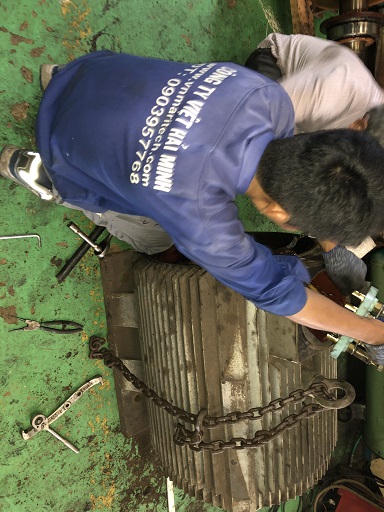 quan lai cuon day dong co quat hut bui cong nghiep