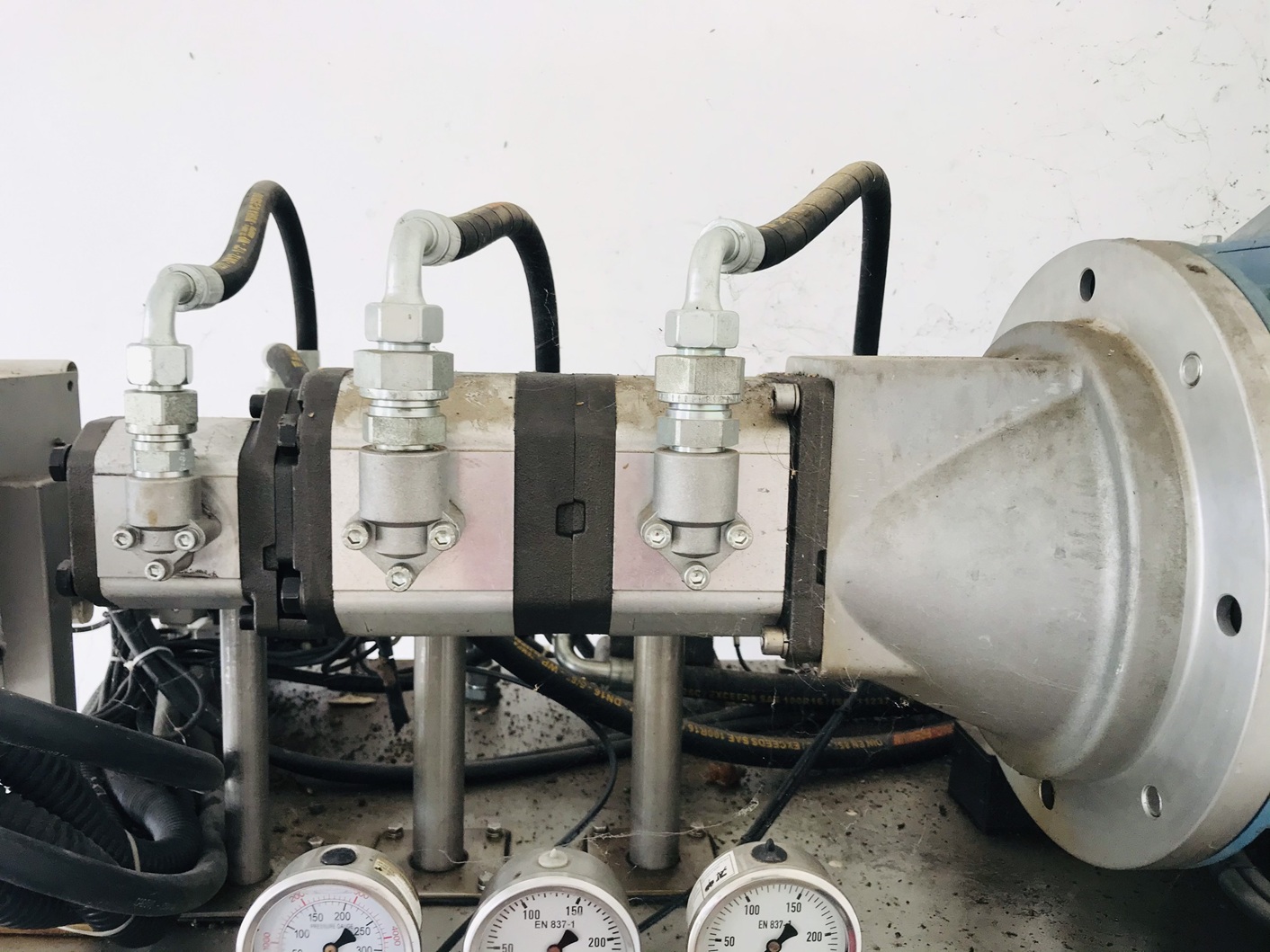 Báo giá bơm thủy lực mới và phụ tùng bơm dầu thủy lực