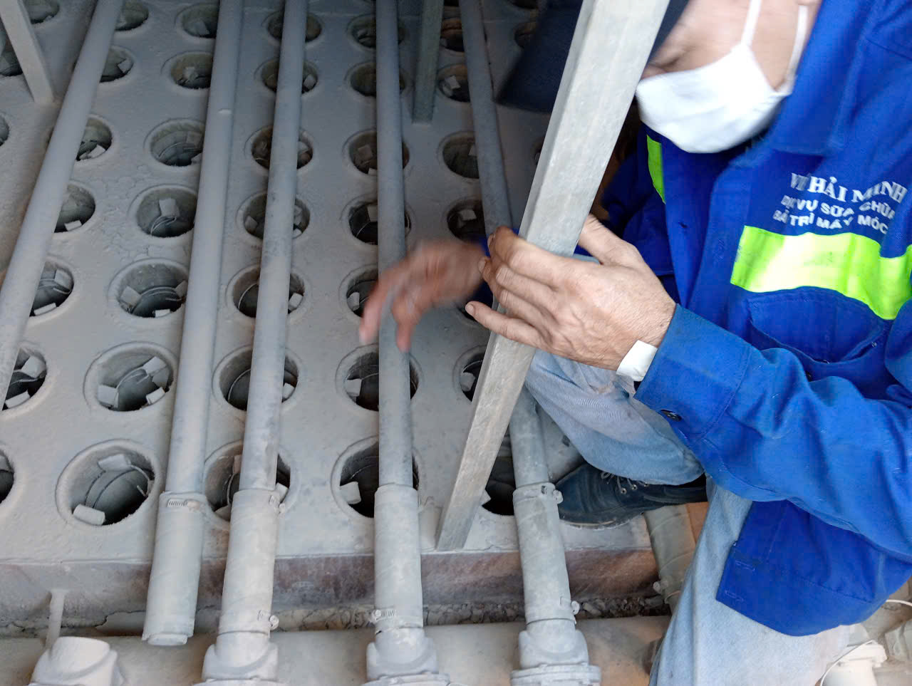 Cung cấp và lắp đặt túi lọc bụi công nghiệp giá tốt
