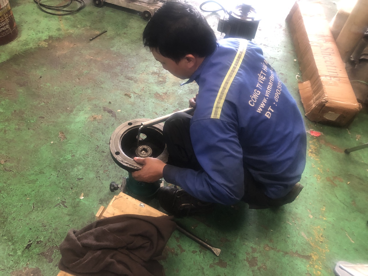Dịch vụ tháo lắp kiểm tra và sửa bơm thủy lực tận nơi